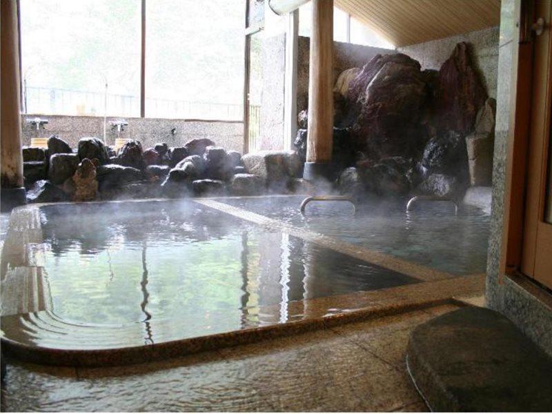 4⋆ OOMAKI ONSEN KANKO RYOKAN ≡ Toyama, Japan ≡ Lowest Booking Rates For ...